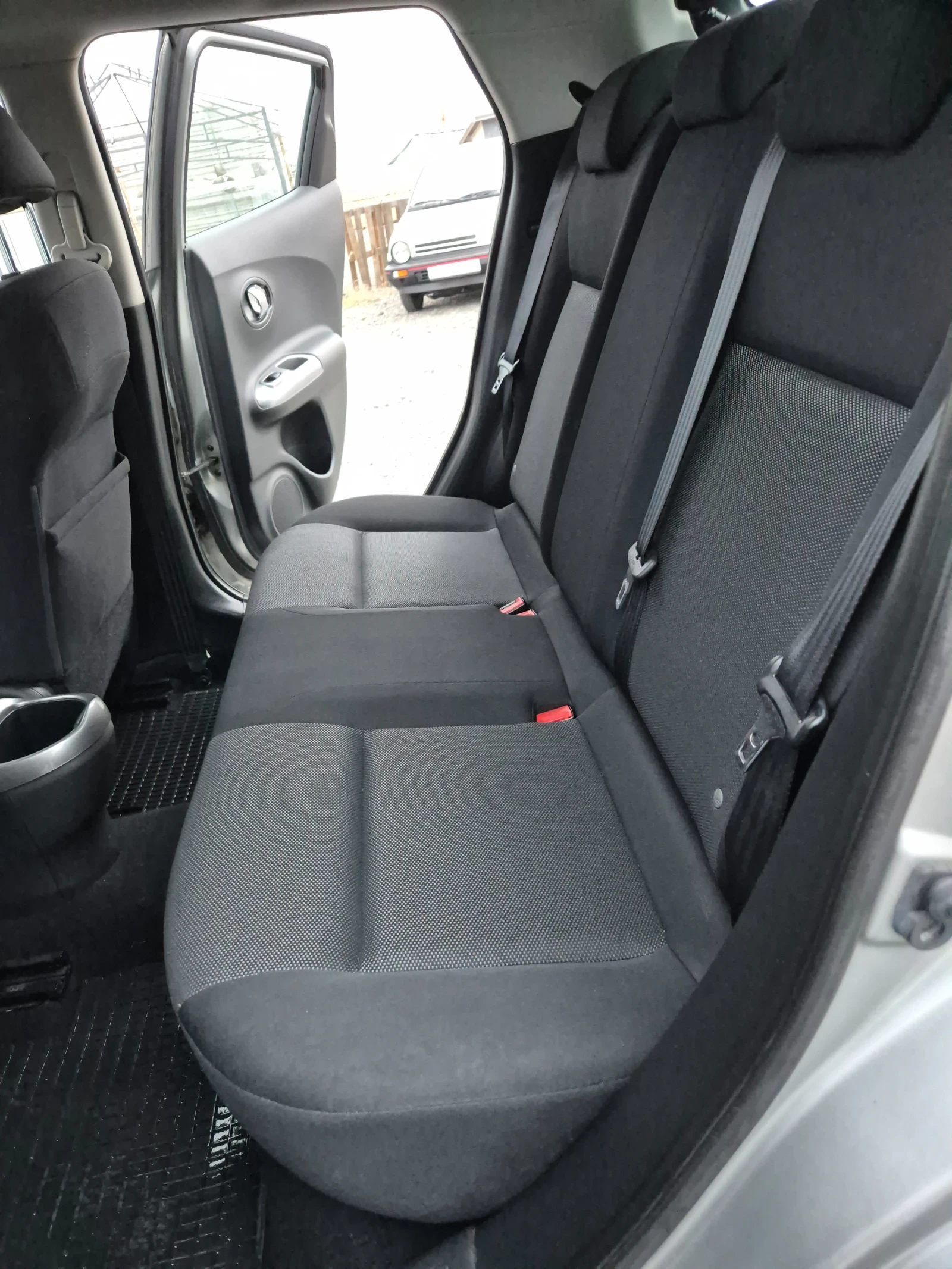 Nissan Juke 1.6 бензин  - изображение 7