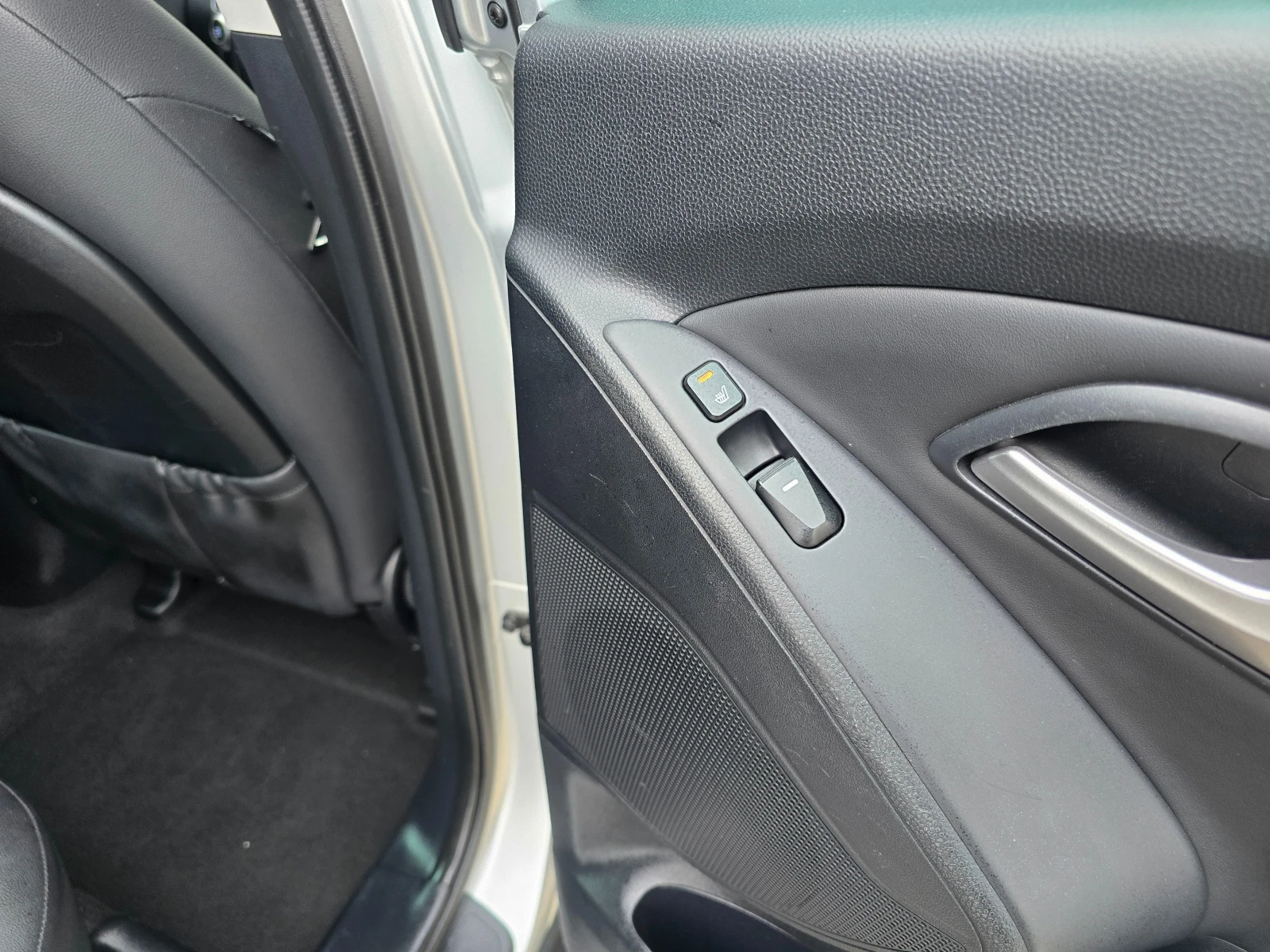 Hyundai IX35 2.0 16V!! 182000km !!!, снимка 16 - Автомобили и джипове - 53895113