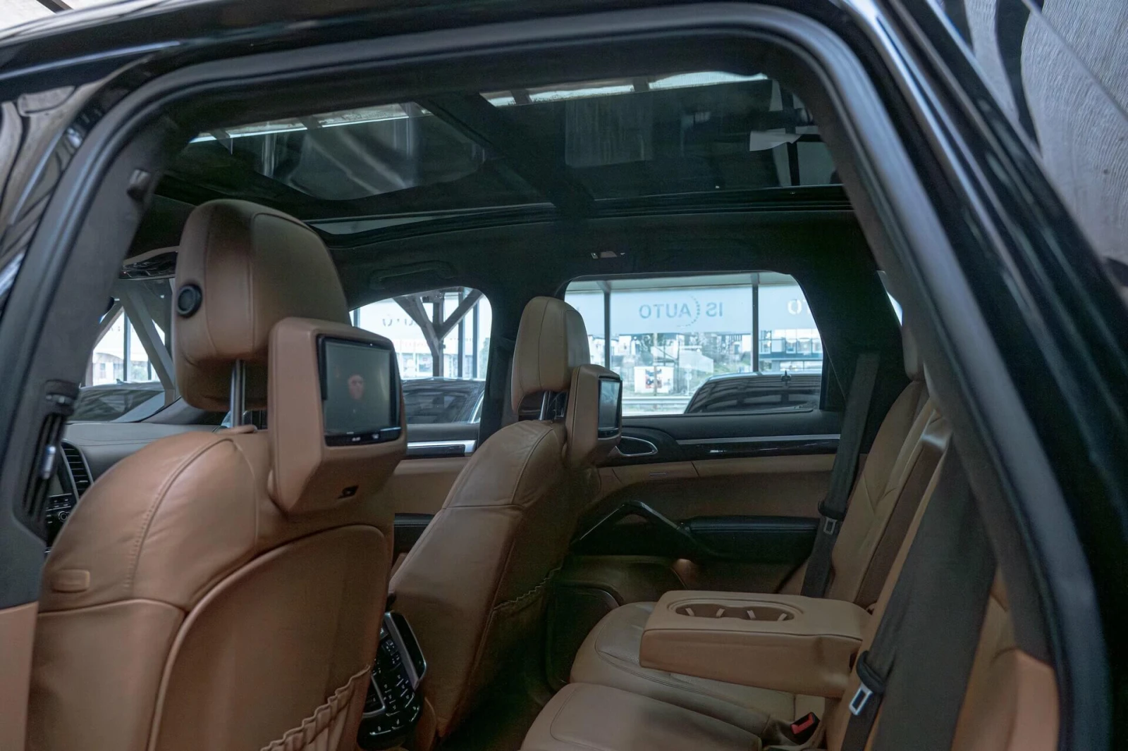 Porsche Cayenne 4.8 S/PDLS/Burmester/Club Sport/Пано/Обдухване/Chr, снимка 11 - Автомобили и джипове - 53966937