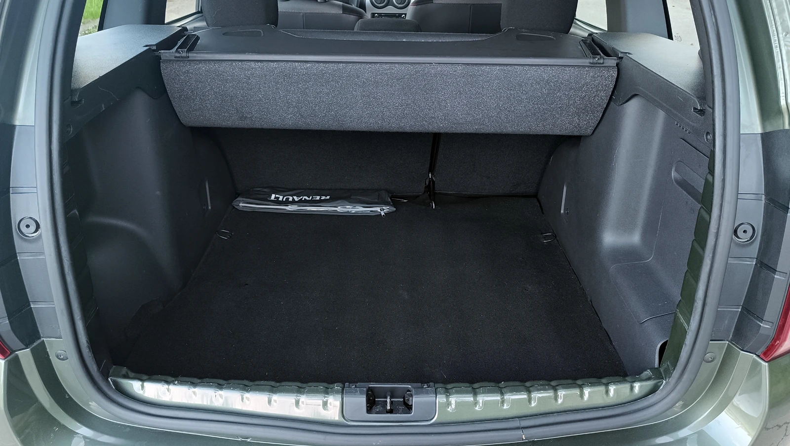 Dacia Duster 1.5DCi 90k.c, снимка 15 - Автомобили и джипове - 54309493