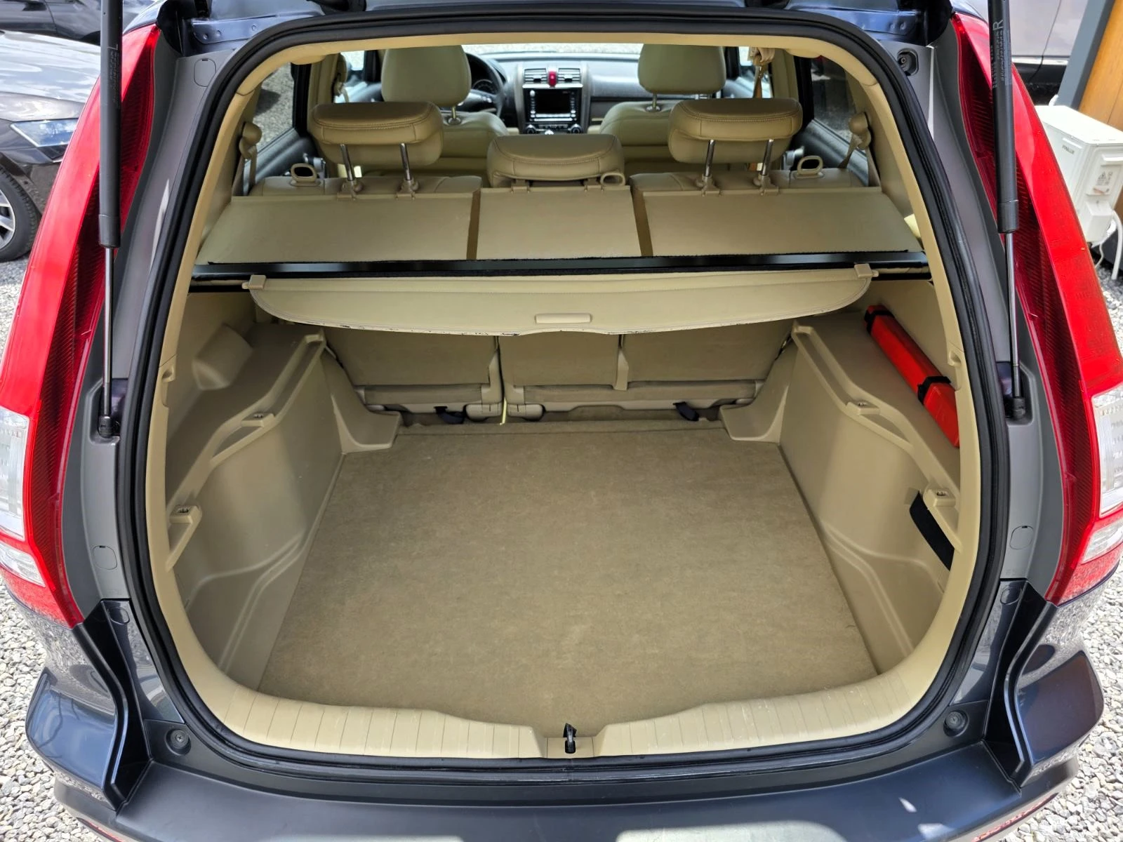 Honda Cr-v 2.2i-ctdi/4x4/Executive, снимка 14 - Автомобили и джипове - 54681115