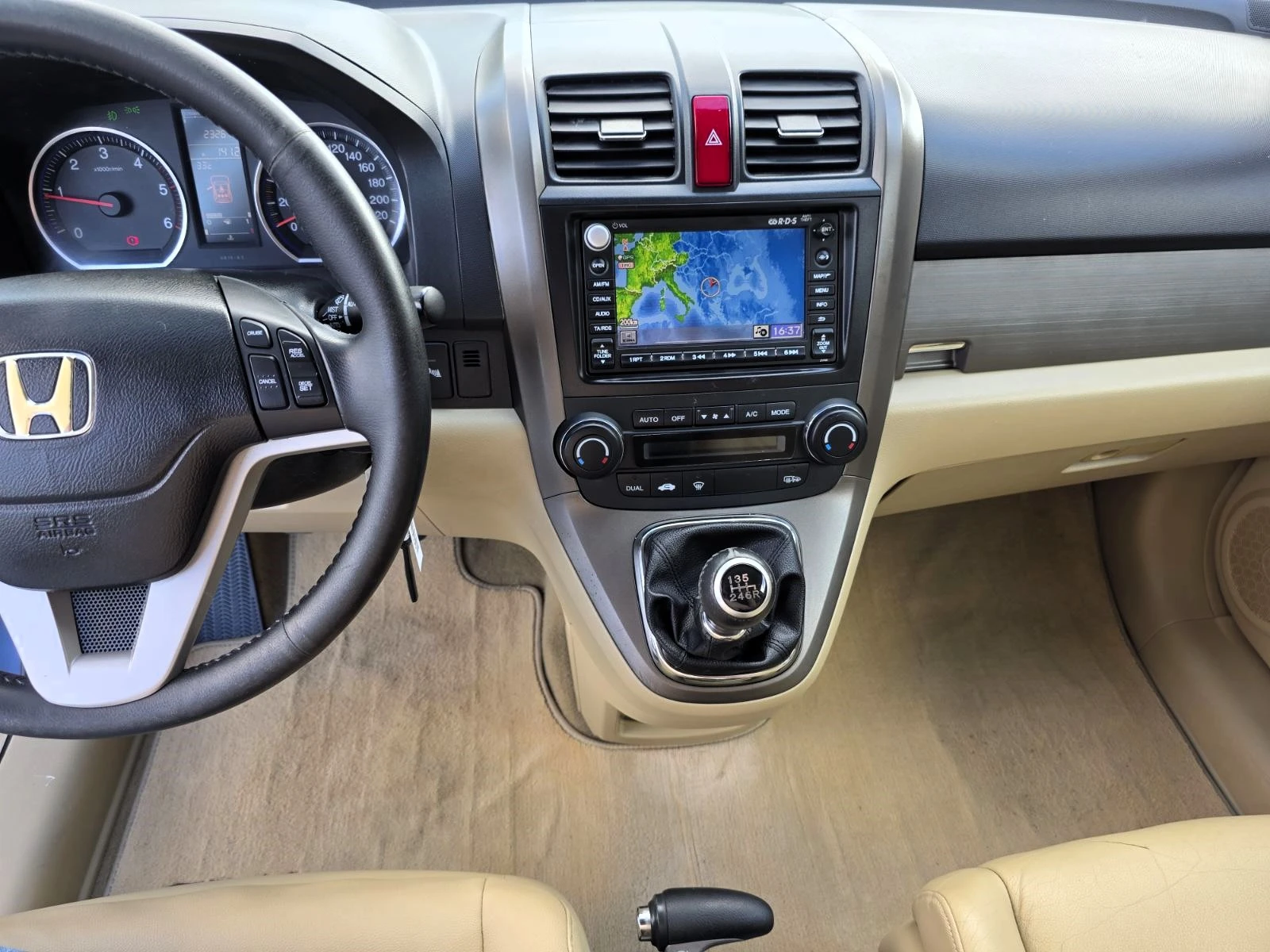 Honda Cr-v 2.2i-ctdi/4x4/Executive, снимка 9 - Автомобили и джипове - 54681115