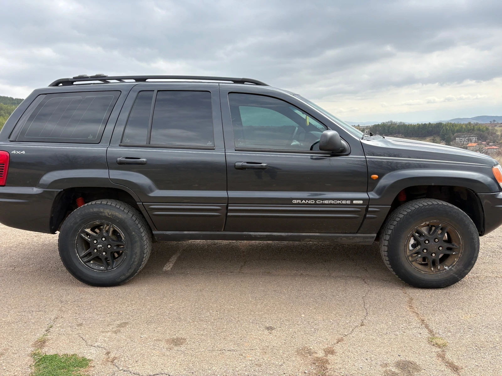 Jeep Grand cherokee 4.7 V8, снимка 6 - Автомобили и джипове - 54823594