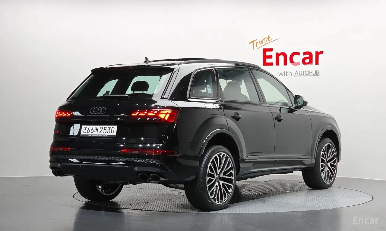 Audi SQ7 * 4.0 TFSI QUATTRO* , снимка 2 - Автомобили и джипове - 54842956