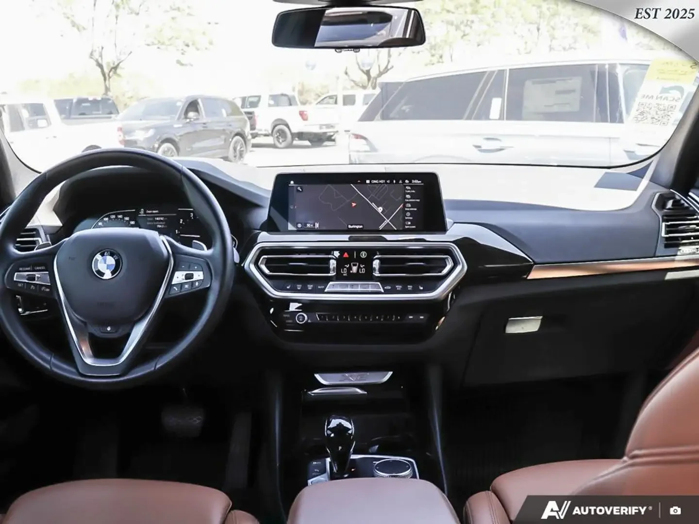 BMW X3 ПОДГРЕВ* 360КАМЕРА* ПАНОРАМА* LANE* ASSIST* , снимка 6 - Автомобили и джипове - 54942194