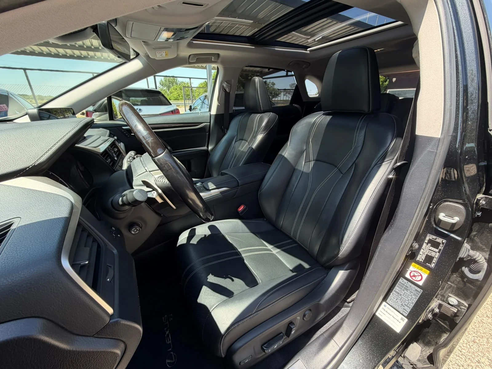 Lexus RX 450h /Facelift/Luxury/Full/Relax+ HHC, снимка 12 - Автомобили и джипове - 55493465