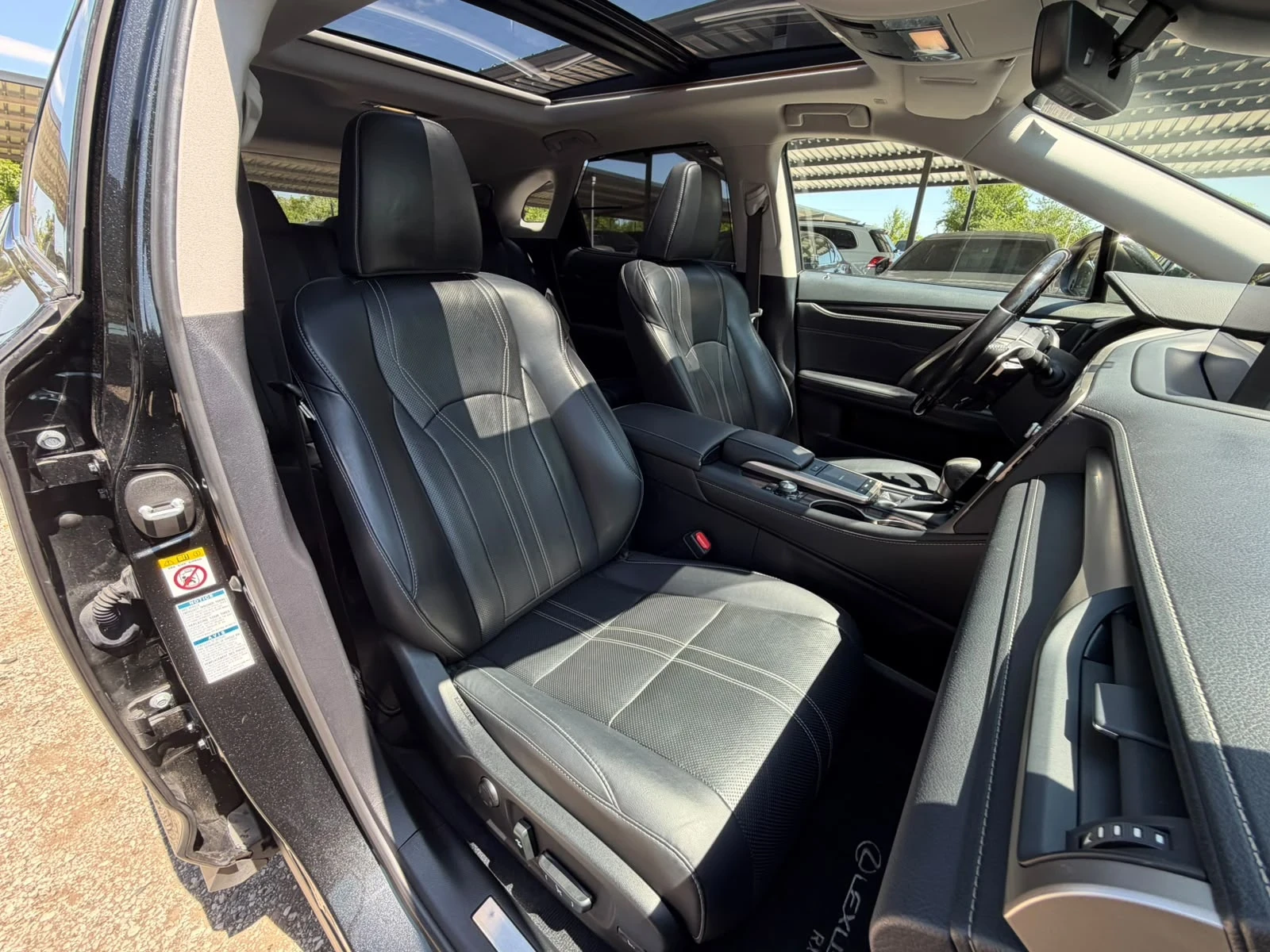 Lexus RX 450h /Facelift/Luxury/Full/Relax+ HHC, снимка 14 - Автомобили и джипове - 55493465