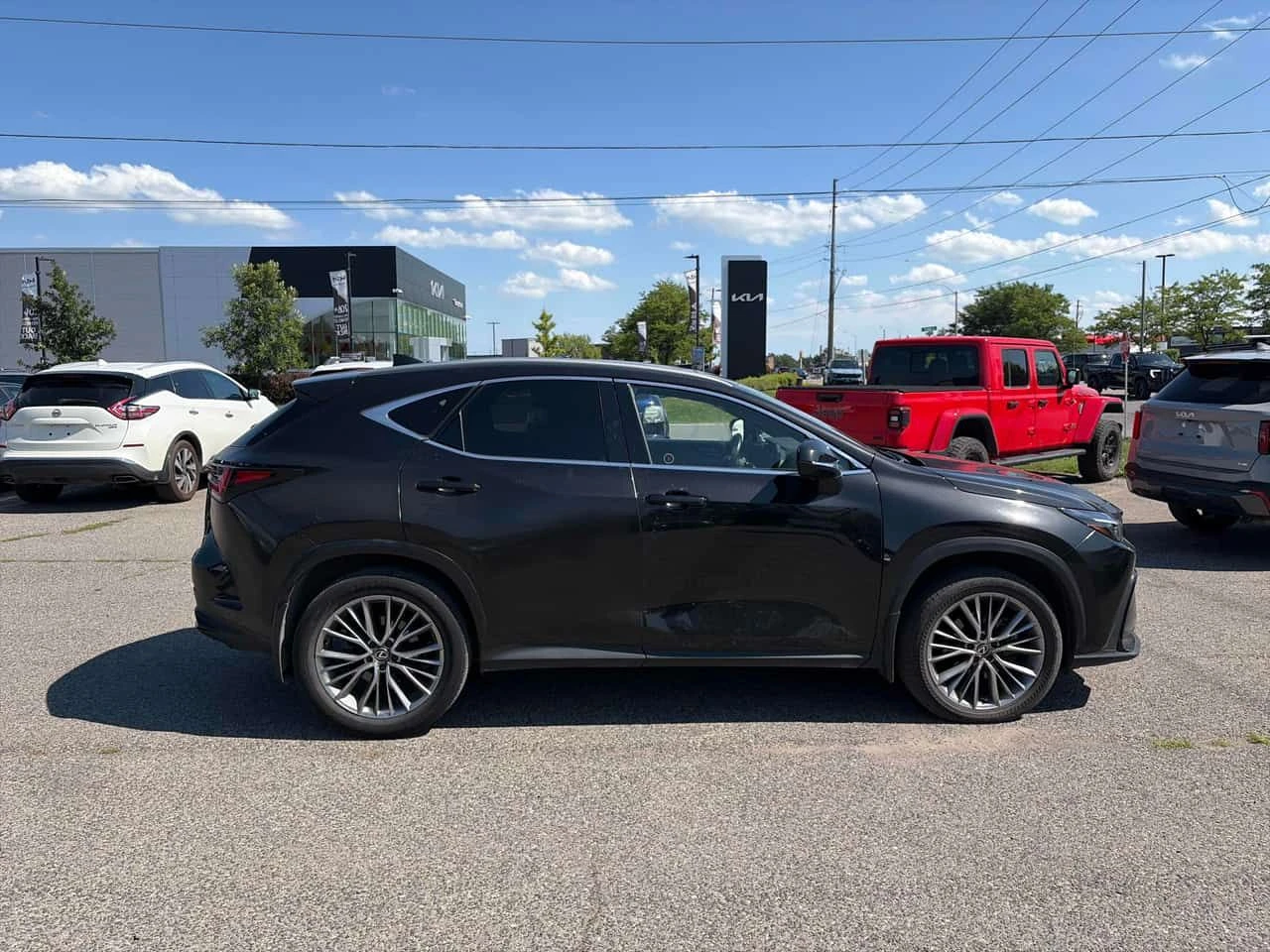 Lexus NX 350h ОБДУХВАНЕ / CAMERA / CARFAX / АВТОКРЕДИТ, снимка 3 - Автомобили и джипове - 55602383