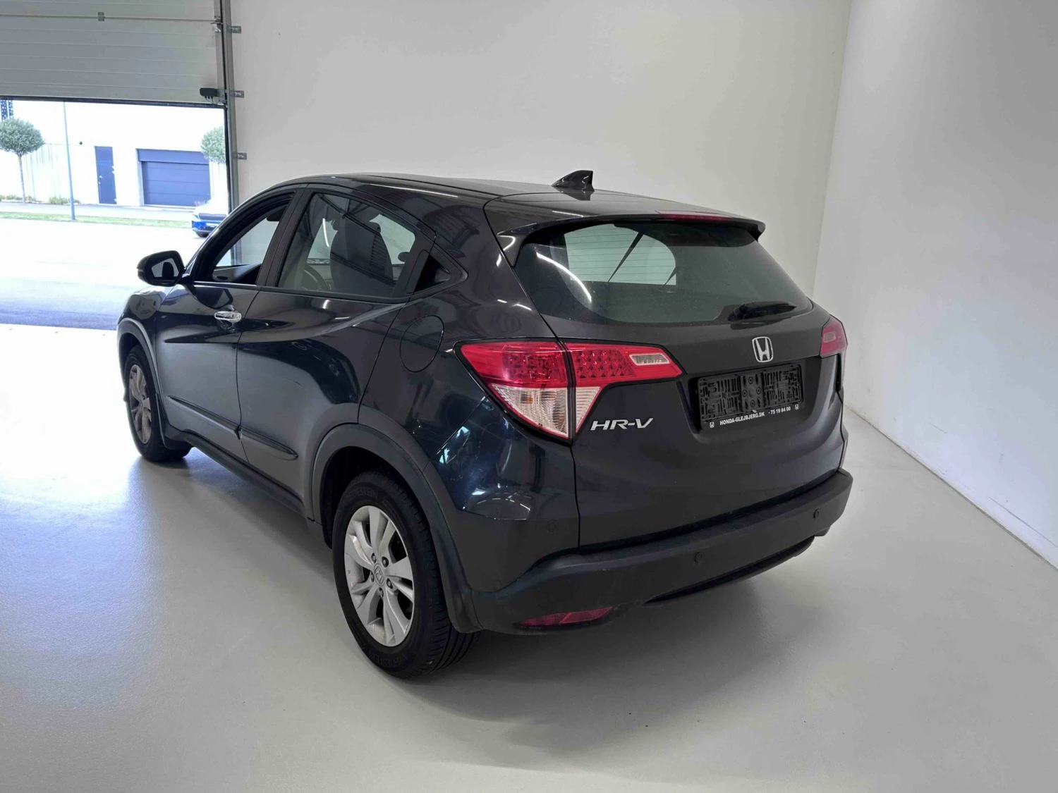 Honda Hr-v Elegance 1.6 Дизел, снимка 2 - Автомобили и джипове - 55628916