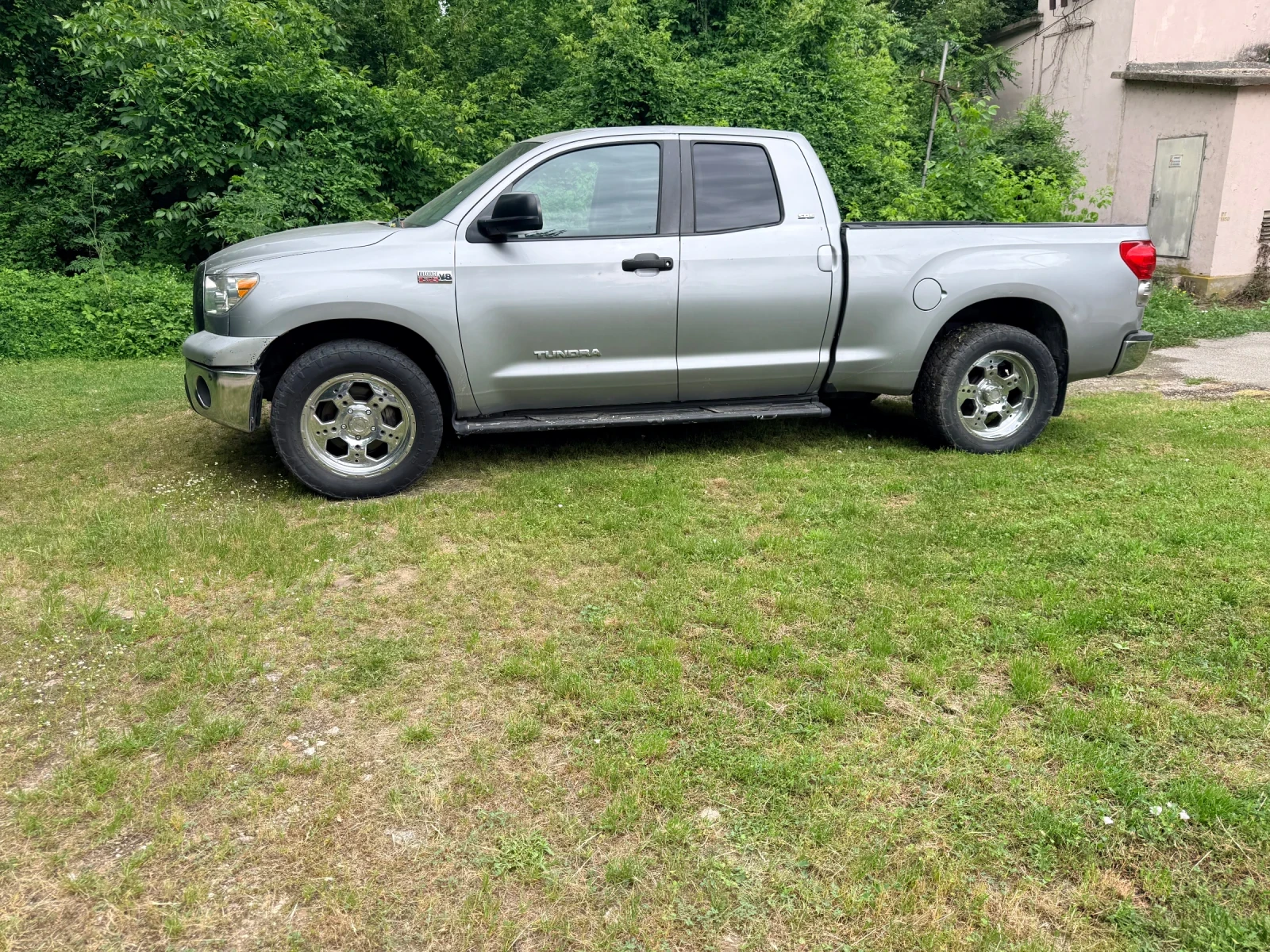 Toyota Tundra 5.7 , снимка 4 - Автомобили и джипове - 56367380