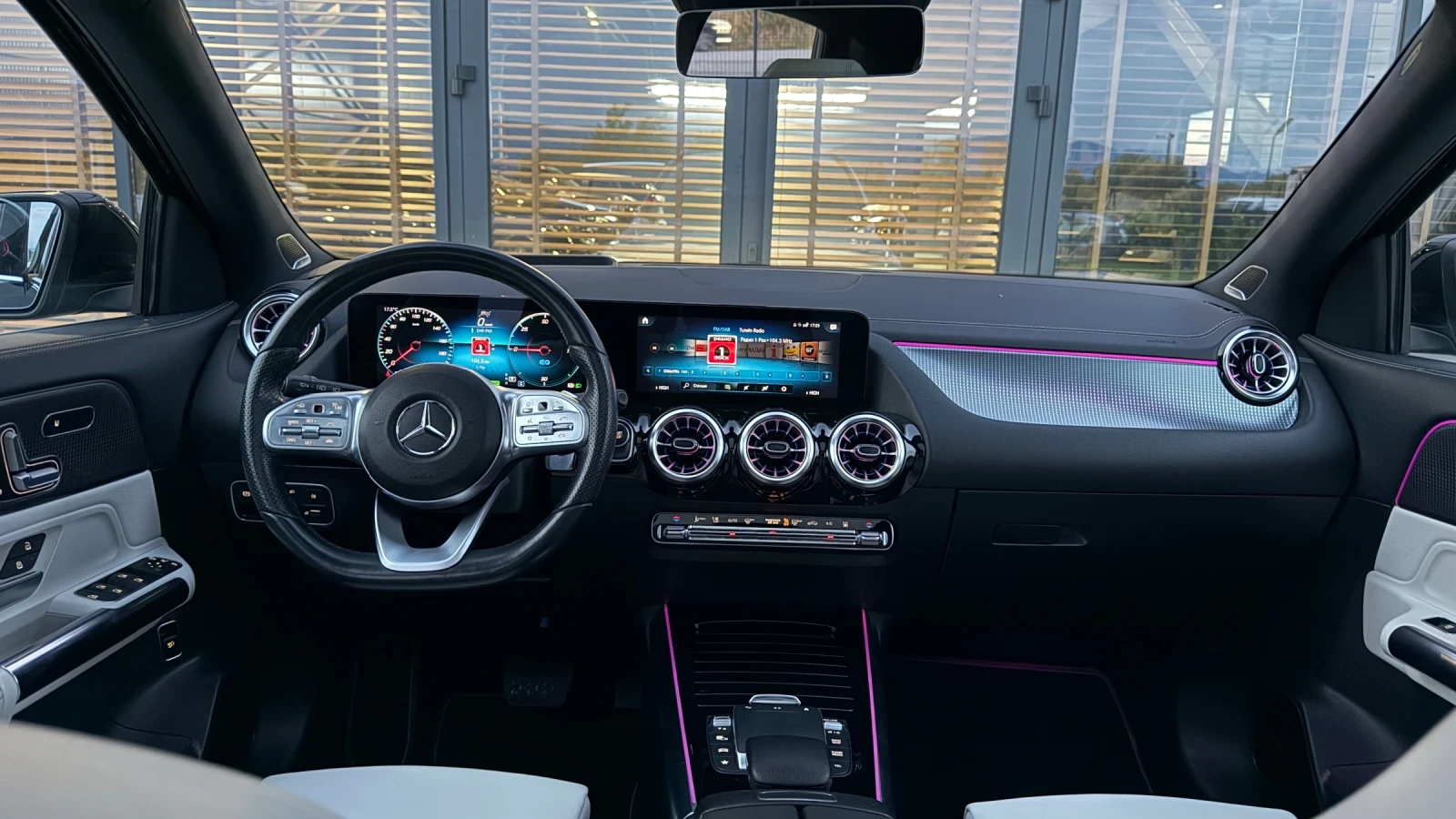 Mercedes-Benz EQA 250, EDITION 1, снимка 11 - Автомобили и джипове - 56683896