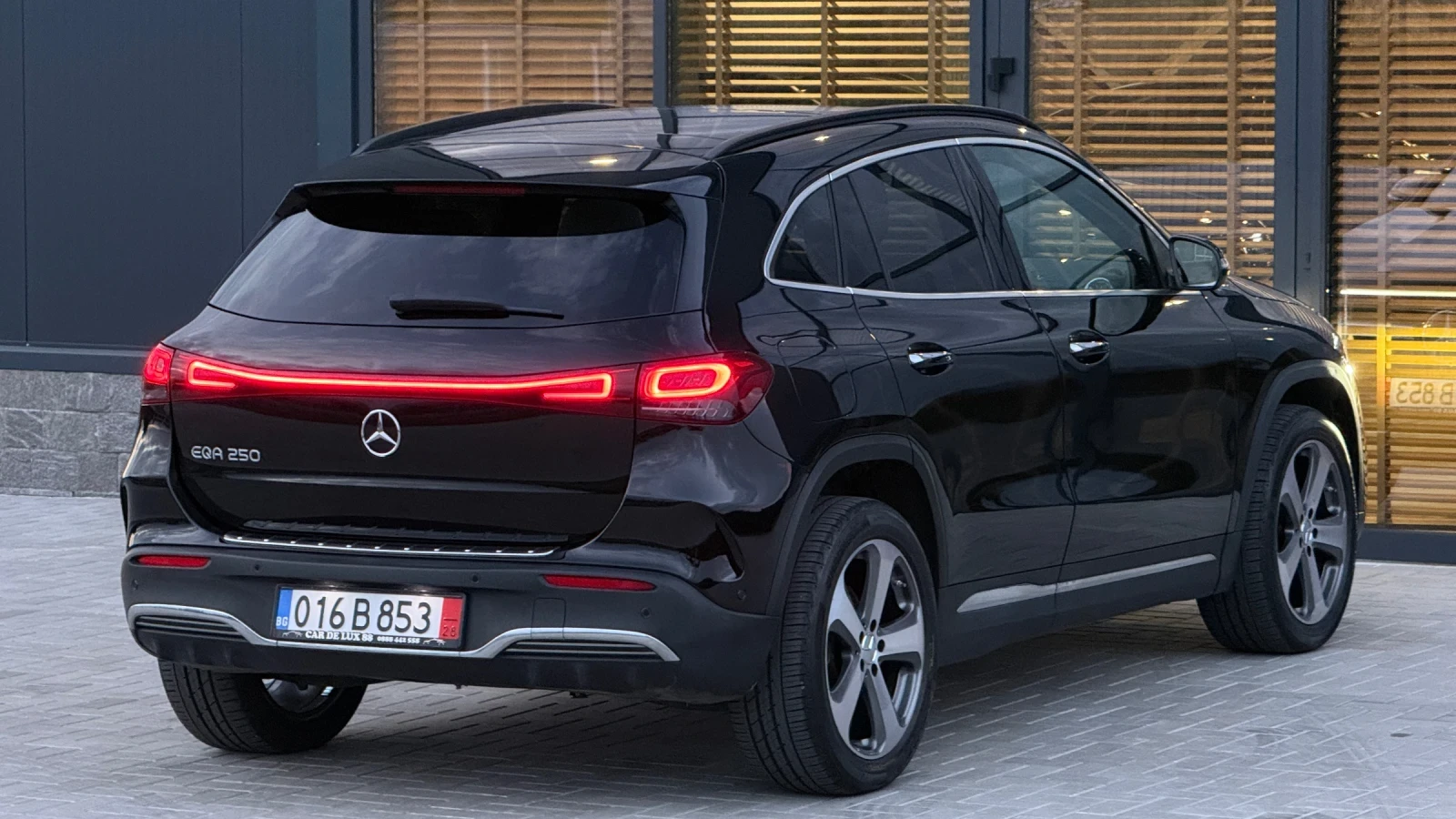 Mercedes-Benz EQA 250, EDITION 1, снимка 6 - Автомобили и джипове - 56683896