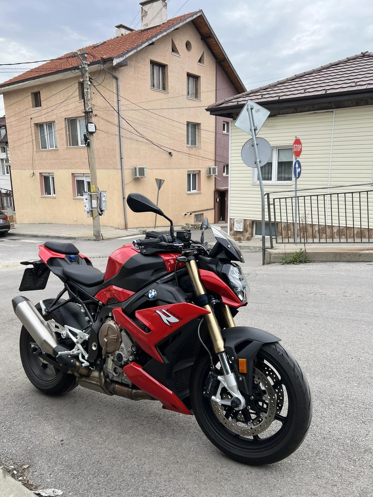 BMW S 1000R, снимка 3 - Мотоциклети и мототехника - 56256338
