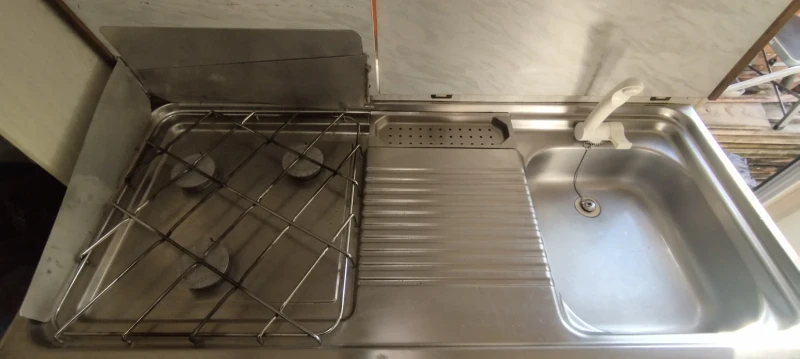 Каравана Hobby Класик, снимка 8 - Каравани и кемпери - 52509651