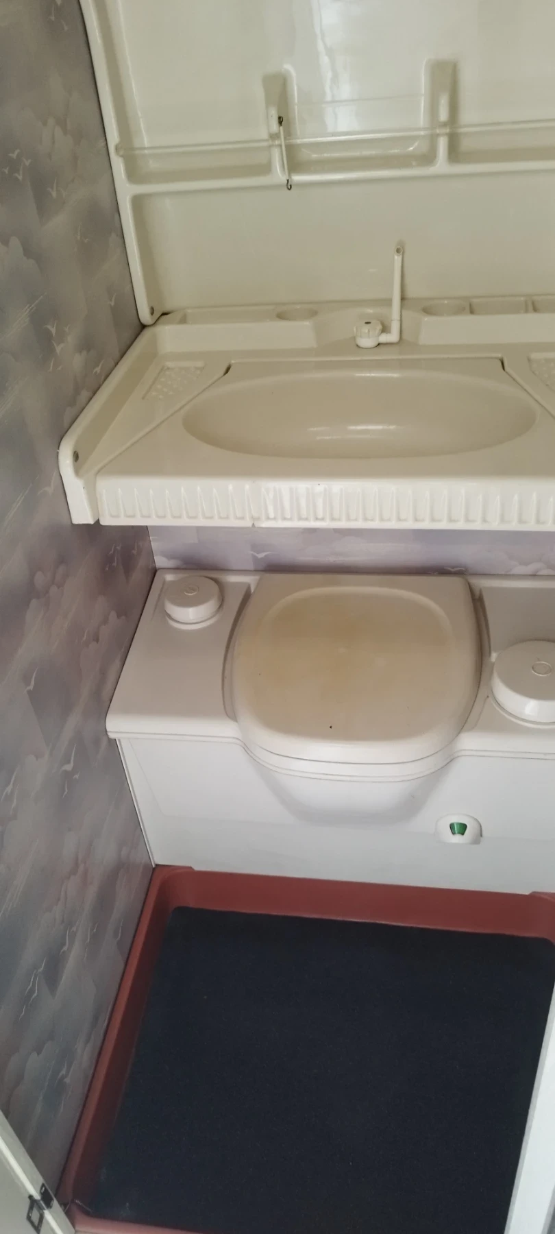  Hobby  | Mobile.bg   12