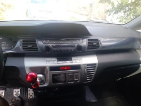 Honda Fr-v, снимка 11