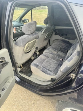 Renault Scenic - 2000 € / 3911.66 лв. - 60317687 5