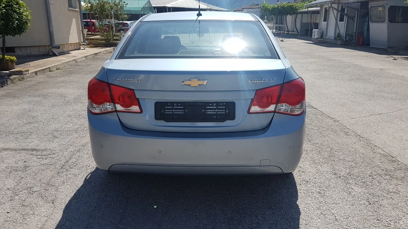 Chevrolet Cruze 2.0 TDI 163кс, снимка 6 - Автомобили и джипове - 46955882