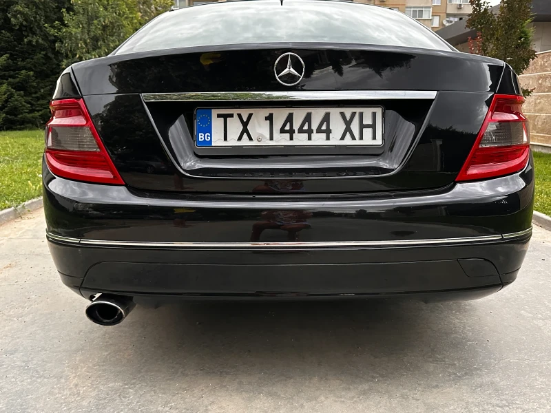 Mercedes-Benz C 220, снимка 4 - Автомобили и джипове - 47012919