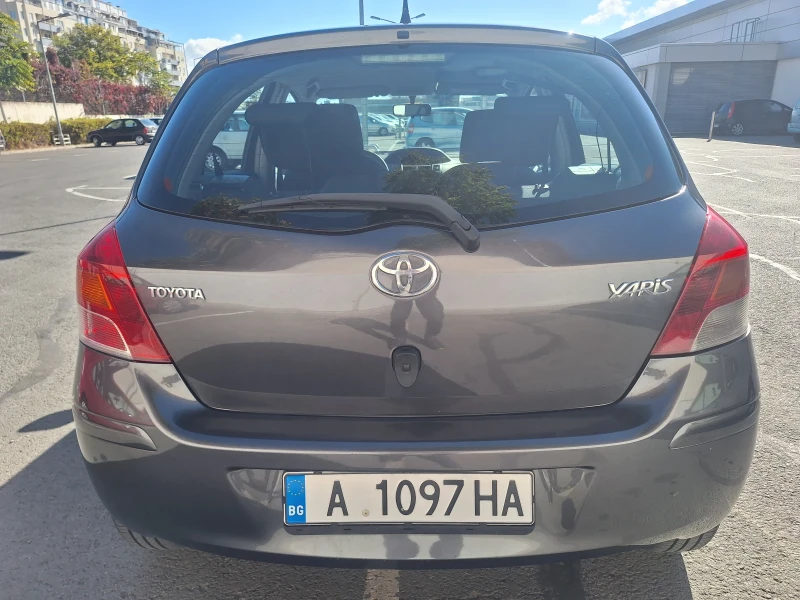 Toyota Yaris, снимка 2 - Автомобили и джипове - 47726431