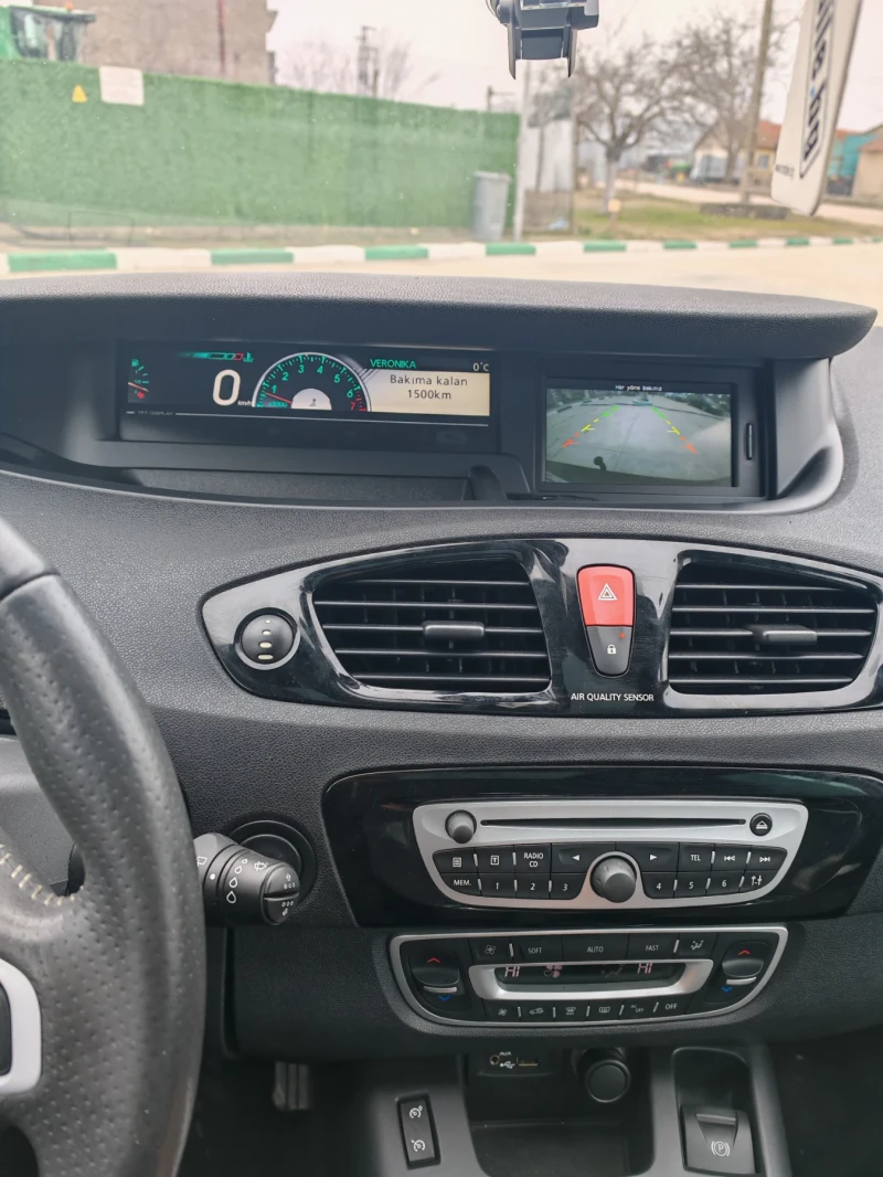 Renault Scenic 1.4 130k.с., снимка 14 - Автомобили и джипове - 48730885