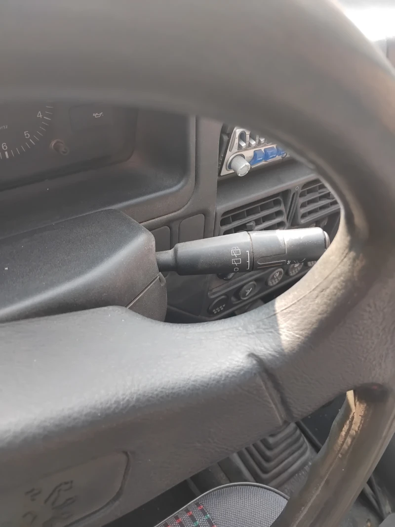 Peugeot 106, снимка 15 - Автомобили и джипове - 52722923