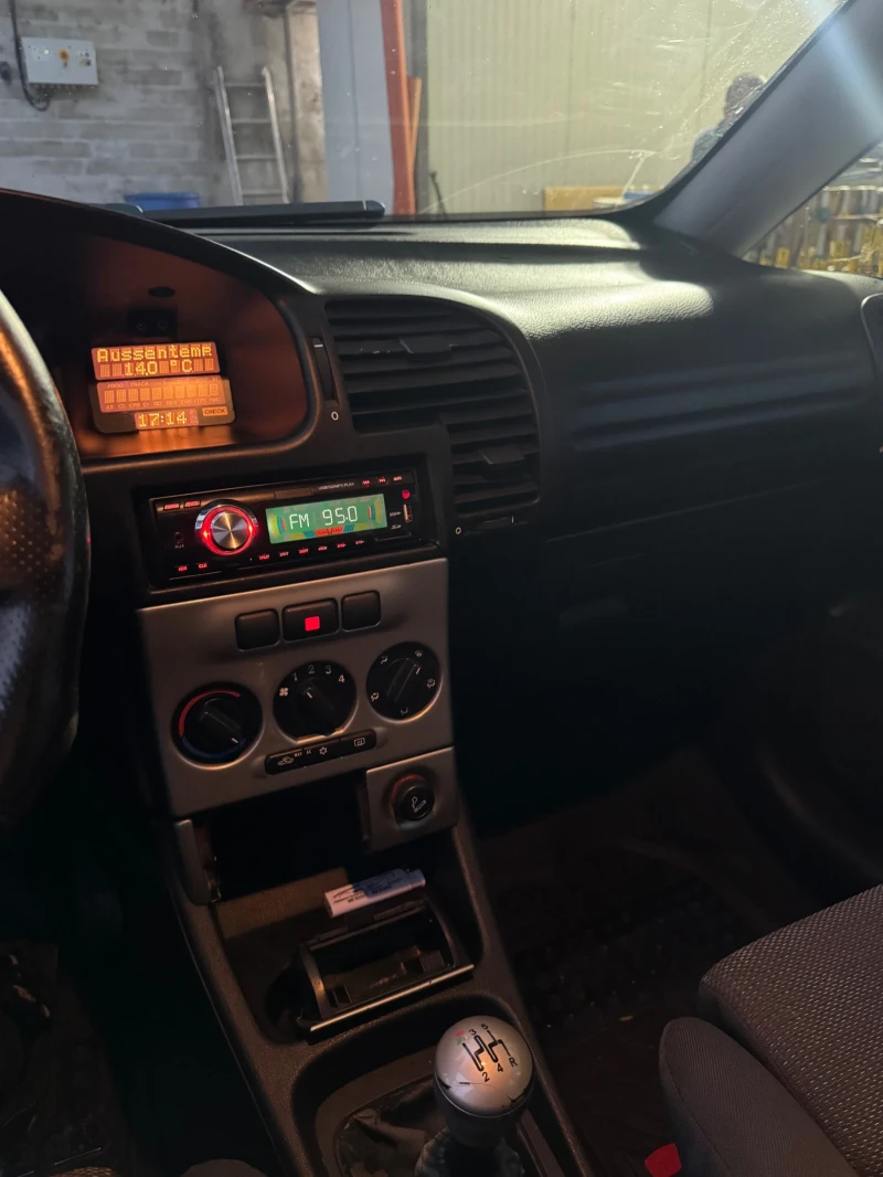 Opel Zafira, снимка 6 - Автомобили и джипове - 52297029