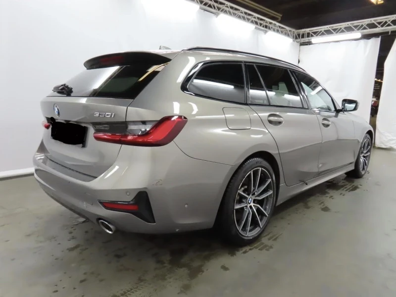 BMW 330 DIGITAL/ПОДГРЕВ/ПАНОРАМА/AMBIENT/КАМЕРА, снимка 2 - Автомобили и джипове - 52817460