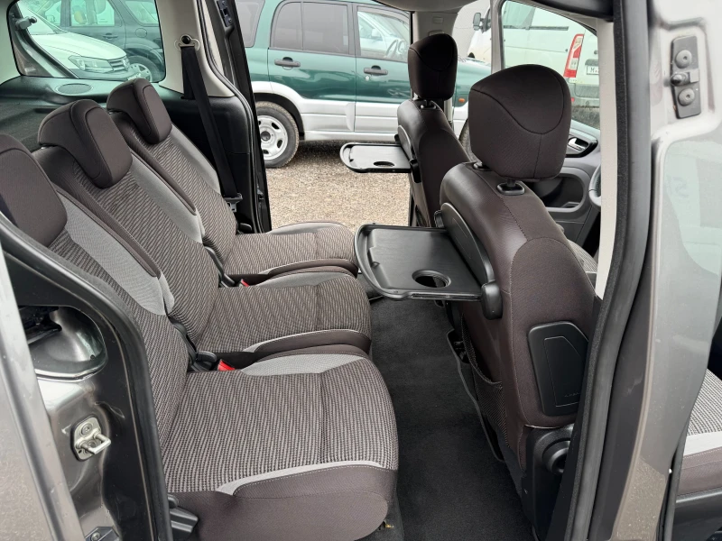 Peugeot Partner 1.6HDI, снимка 14 - Автомобили и джипове - 53407018