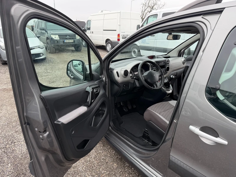 Peugeot Partner 1.6HDI, снимка 9 - Автомобили и джипове - 53407018