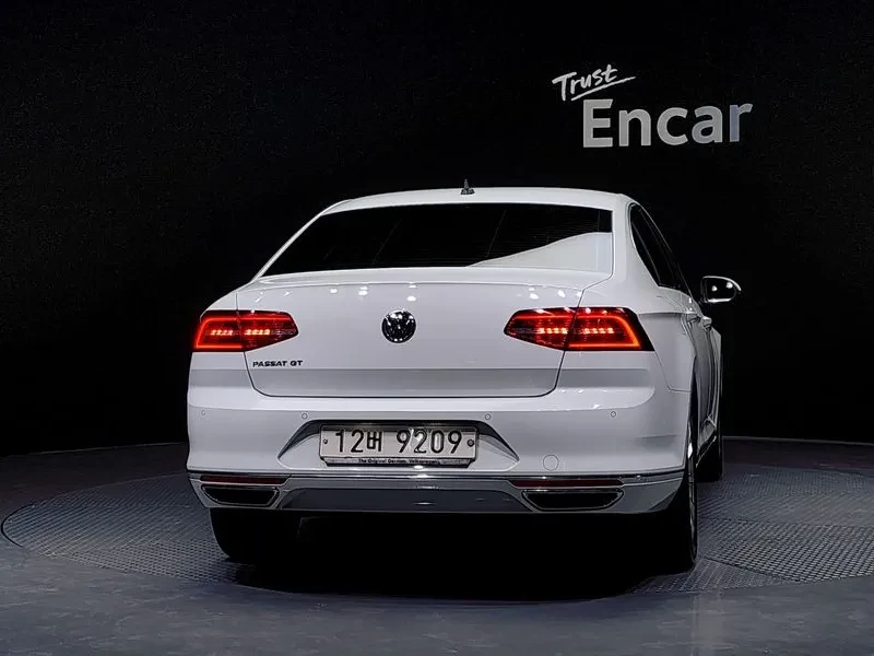 VW Passat Gt(B8) 2.0 Tdi - изображение 4