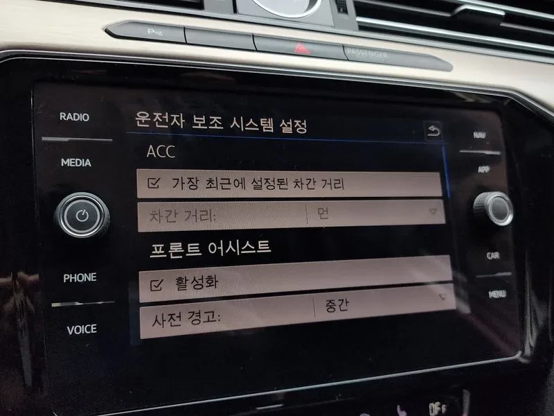 VW Passat Gt(B8) 2.0 Tdi, снимка 16 - Автомобили и джипове - 53414860