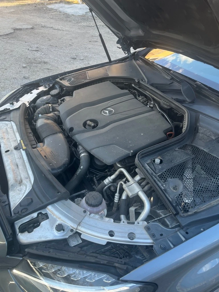 Mercedes-Benz C 200, снимка 10 - Автомобили и джипове - 54740565