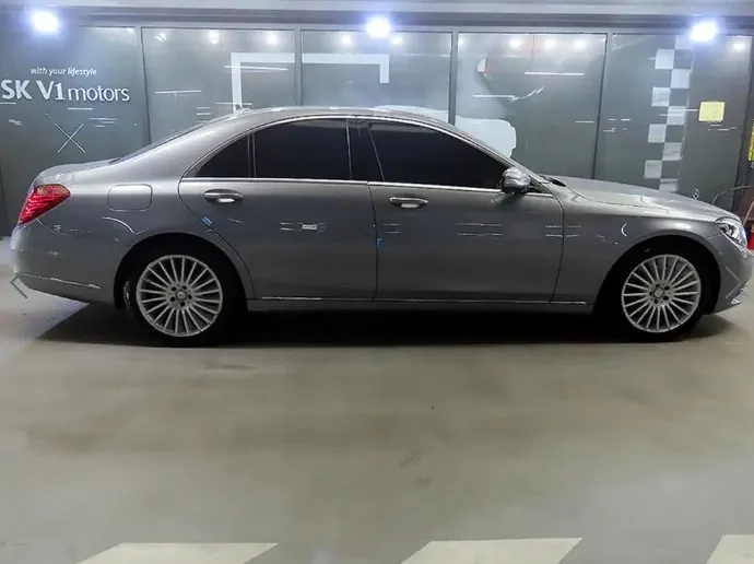 Mercedes-Benz S 350 4MATIC* DISTR* FULL* КРАЙНА ЦЕНА ДО БЪЛГАРИЯ* , снимка 4 - Автомобили и джипове - 55037187
