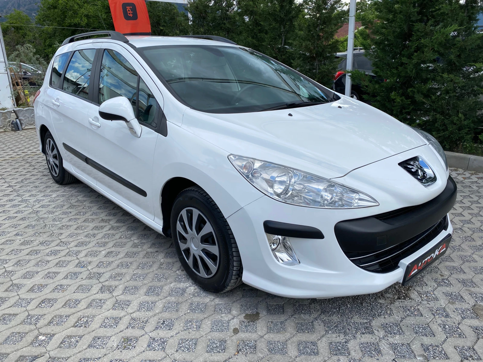 Peugeot 308 1.6HDI-109кс= 6СКОРОСТИ= КЛИМАТРОНИК= FACELIFT - изображение 2