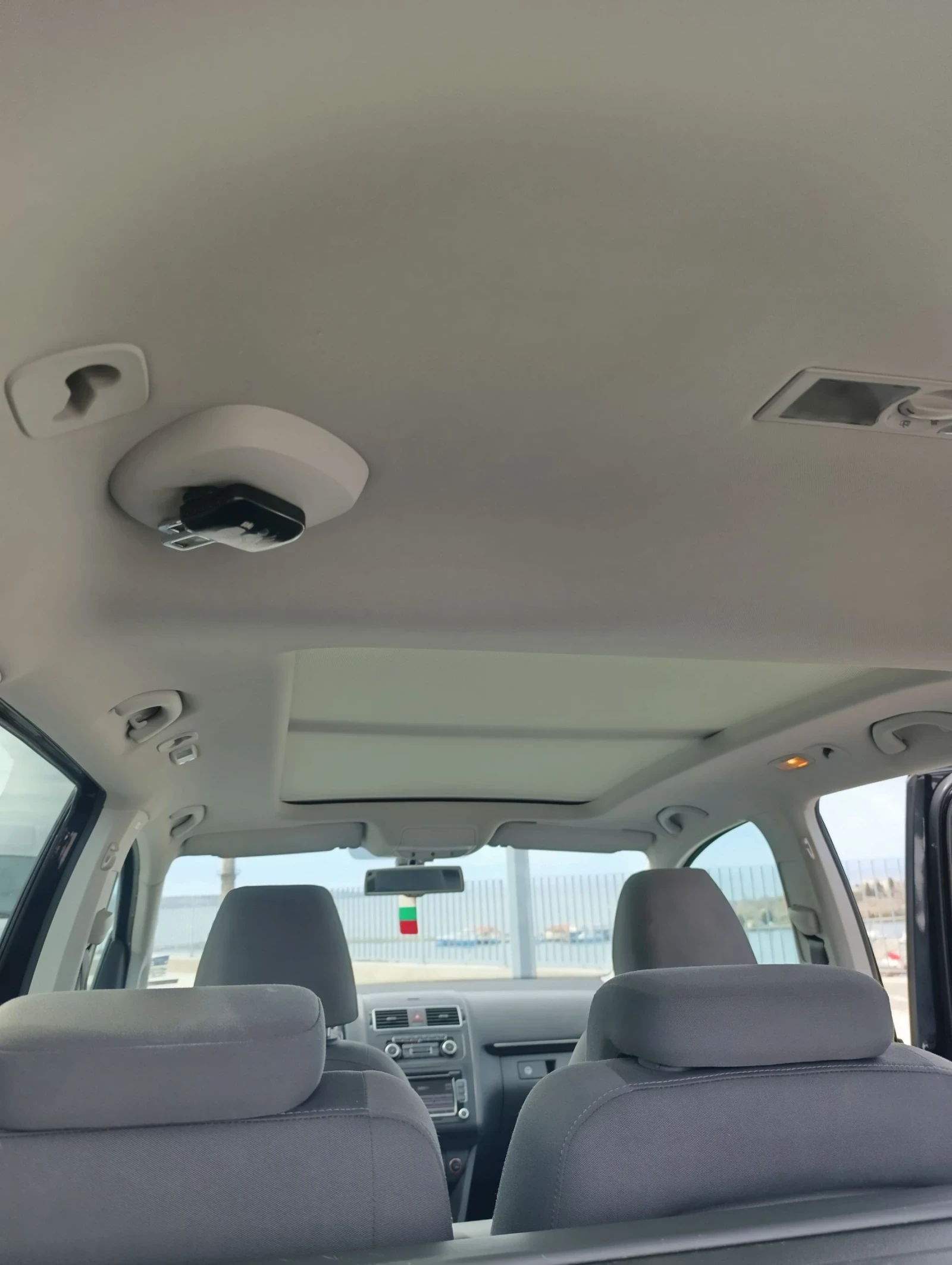 VW Touran 2.0  140   led u b ksenon park asistent | Mobile.bg   12