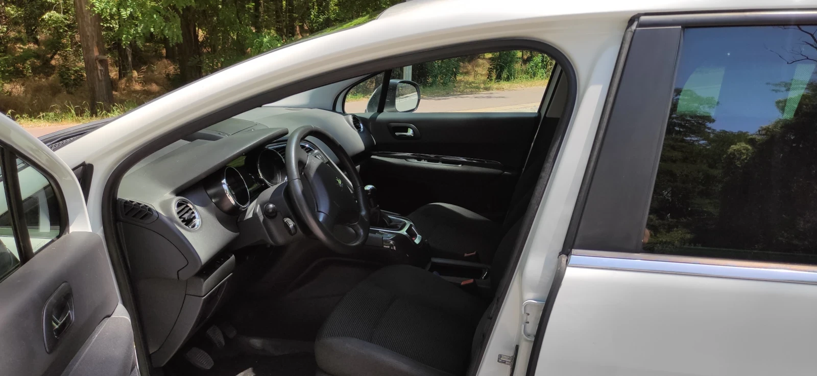 Peugeot 5008 1, 6 VTI 5местен - изображение 9