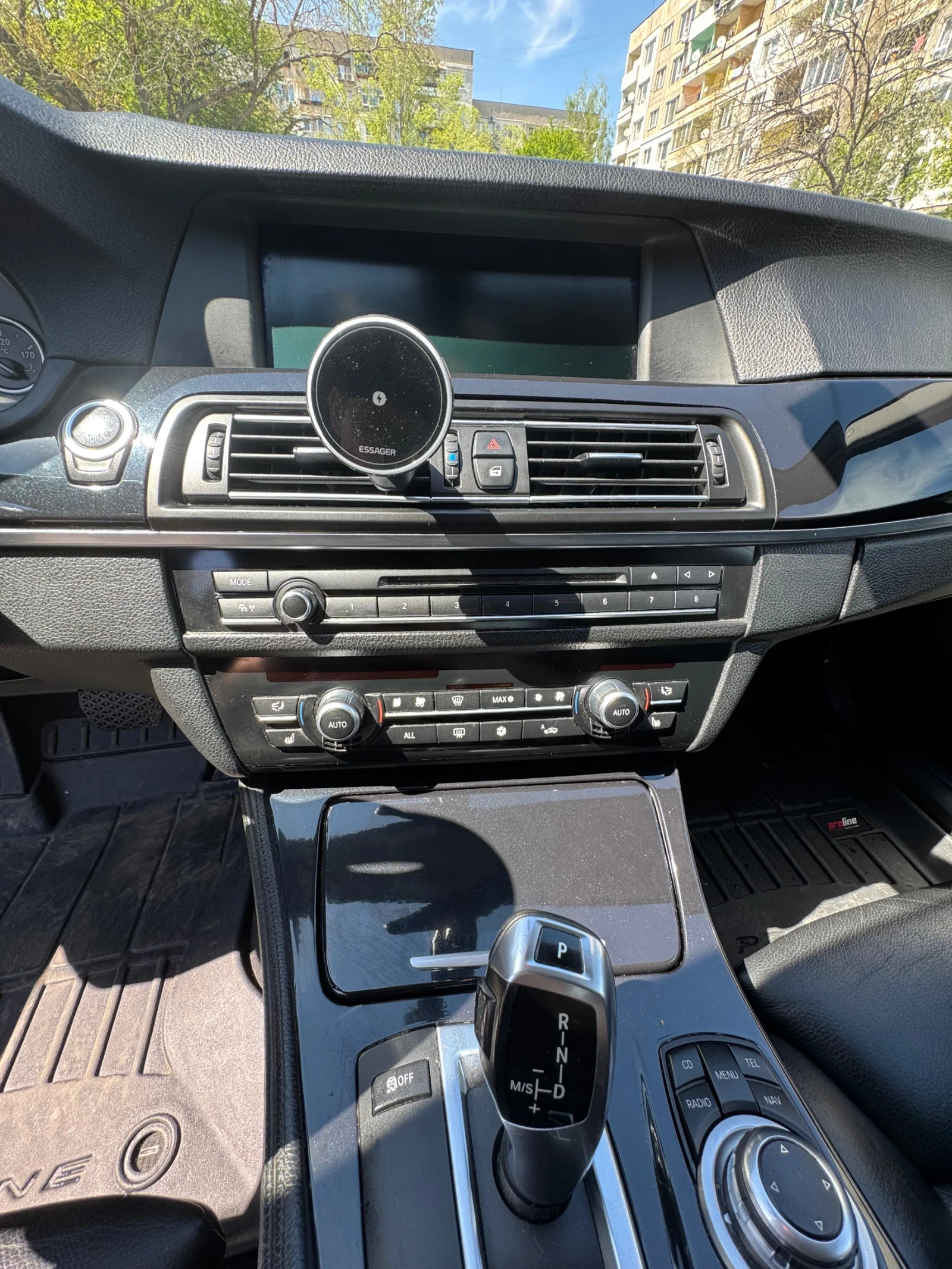 BMW 528 3.0i 258hp - изображение 8