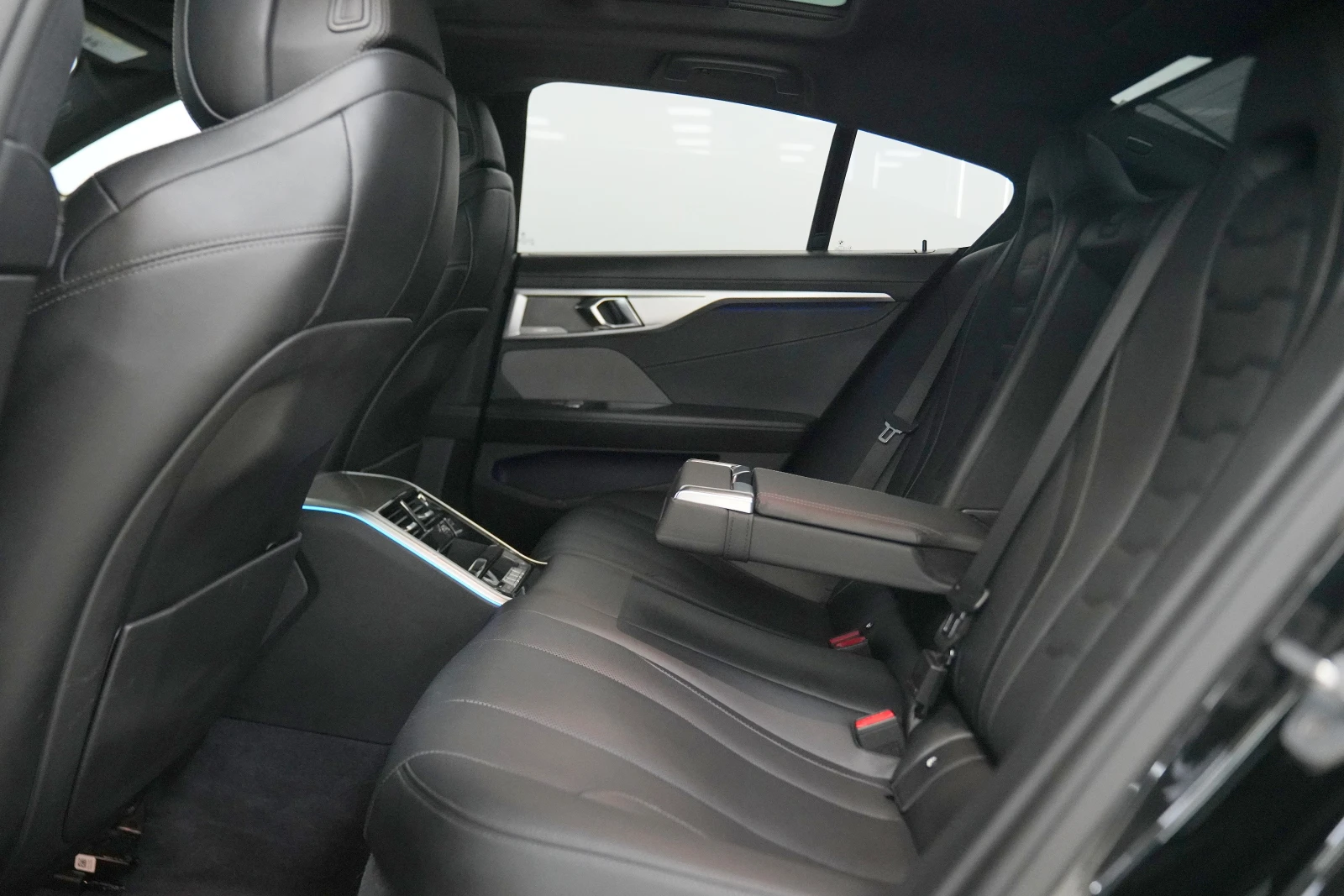 BMW 840 i Gran Coupe M Package Shadow Line | Mobile.bg   11