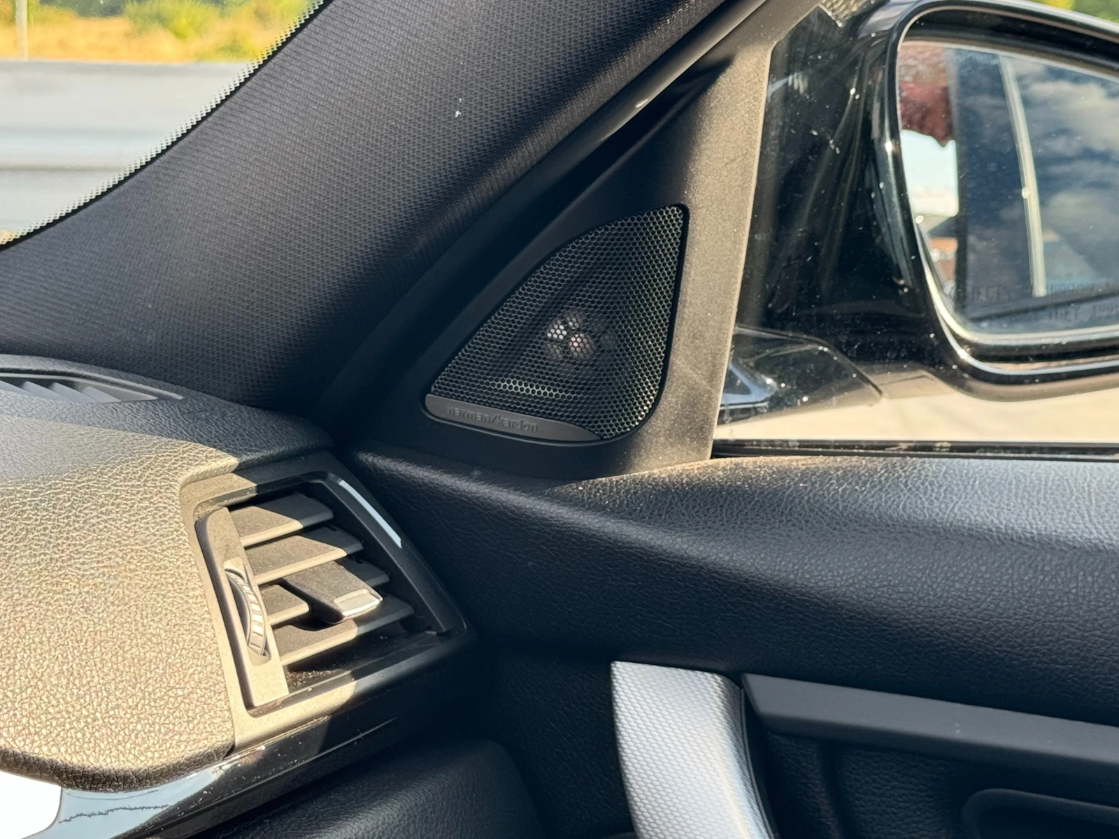 BMW 335 i XDrive | Mobile.bg   11