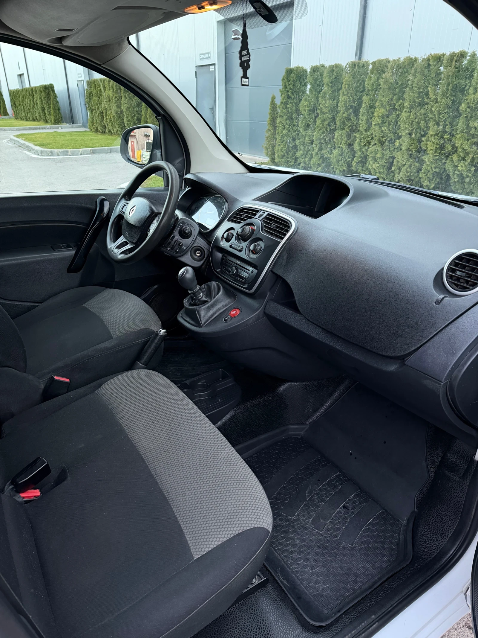 Renault Kangoo | Mobile.bg � ����������� 9