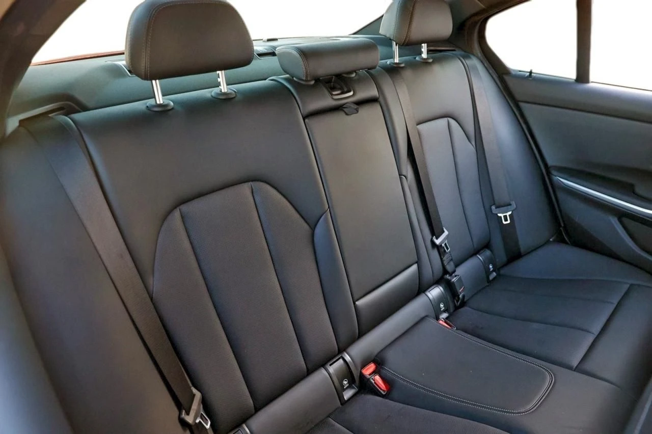 BMW 330  - изображение 6