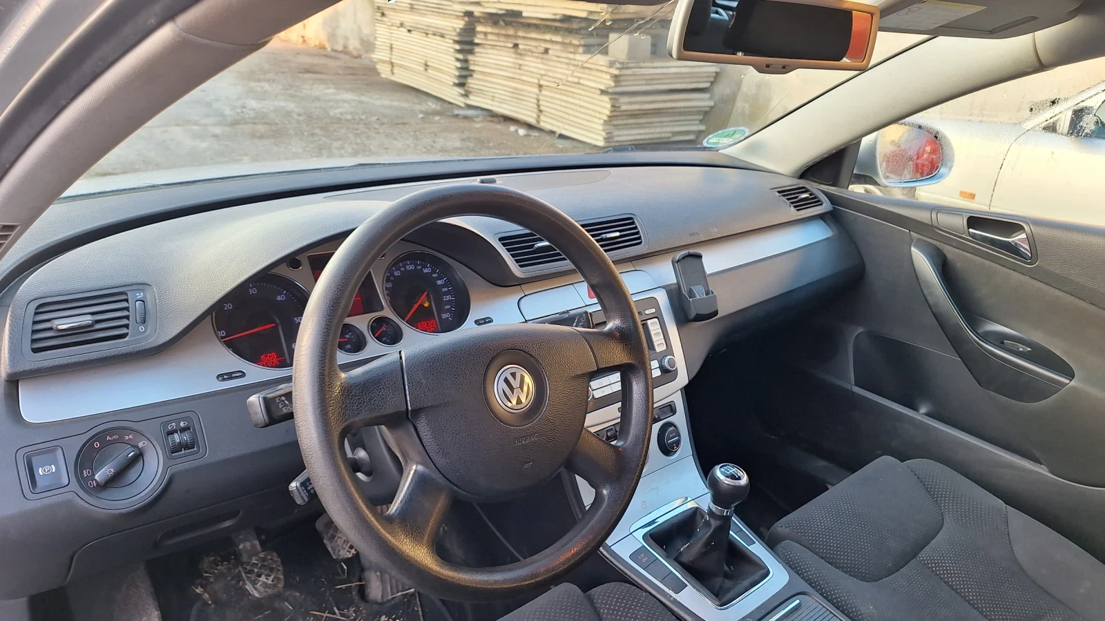 VW Passat  - изображение 4