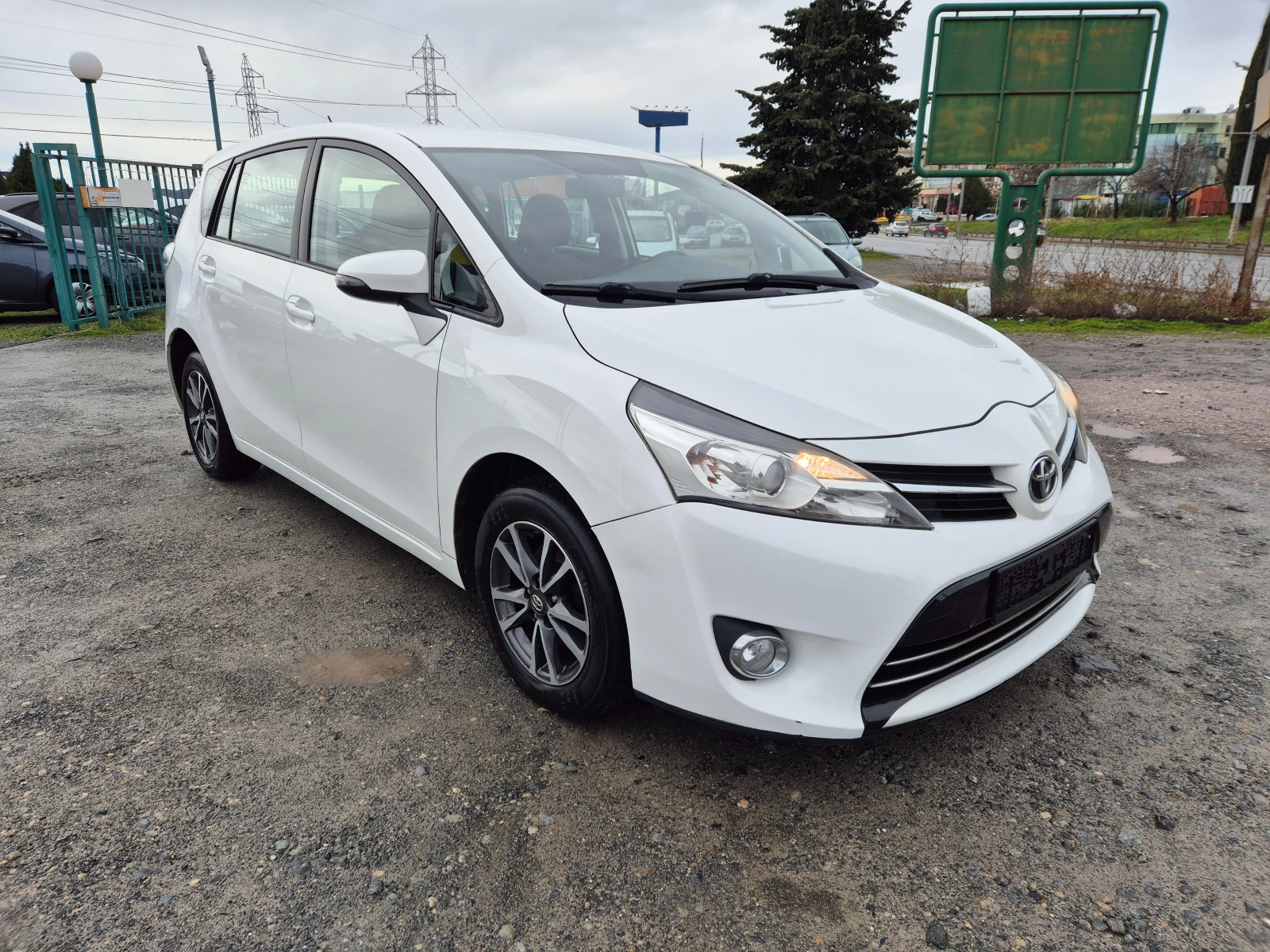 Toyota Verso 1.6d 112�� | Mobile.bg � ����������� 7