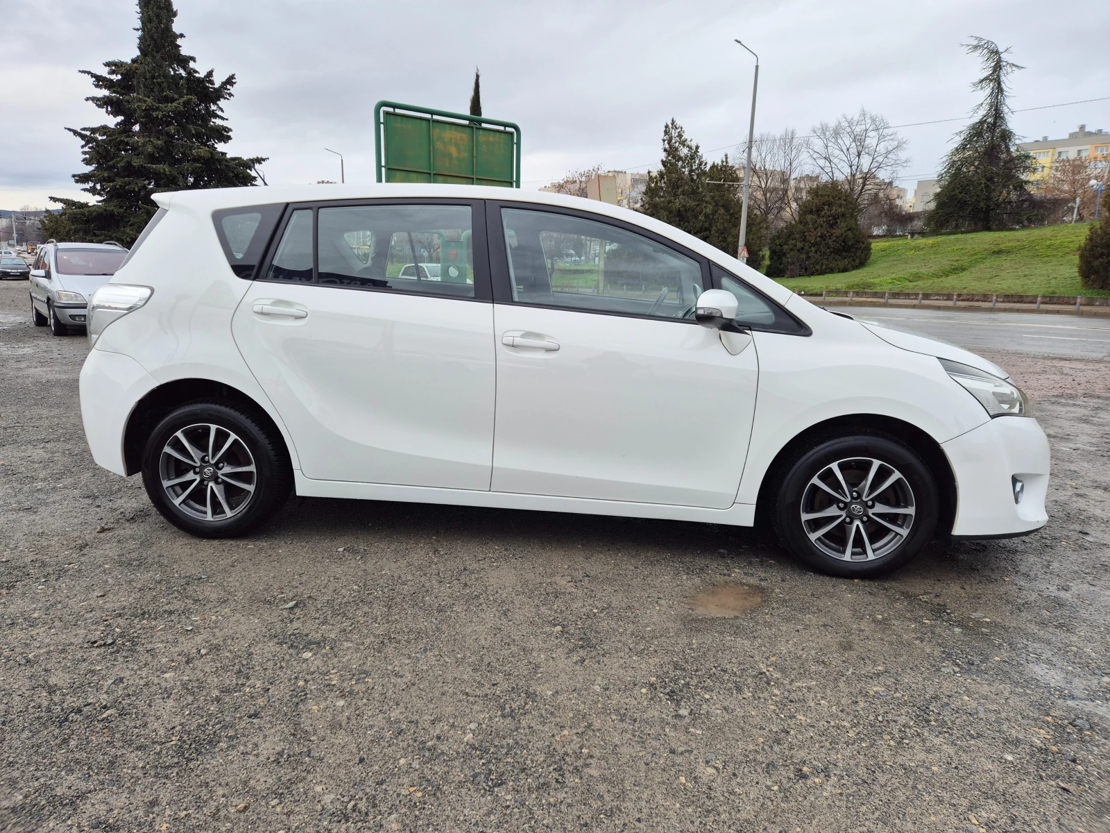 Toyota Verso 1.6d 112�� | Mobile.bg � ����������� 6