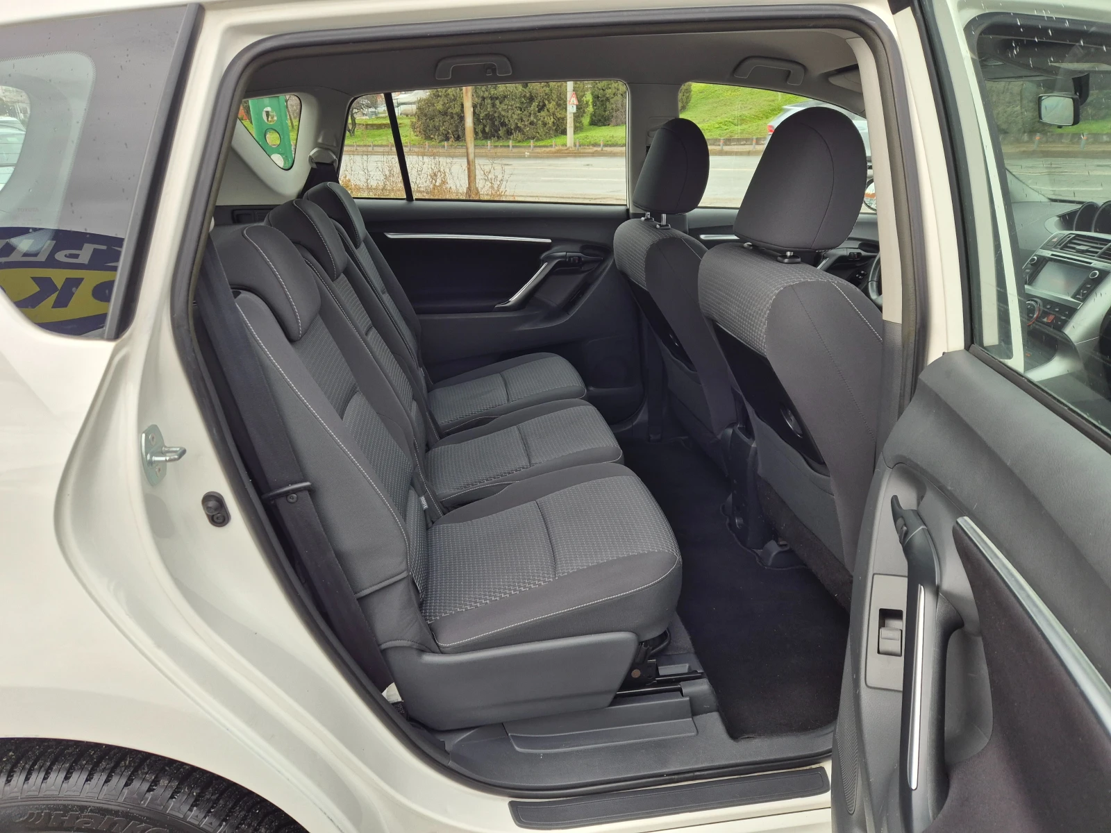 Toyota Verso 1.6d 112�� | Mobile.bg � ����������� 10