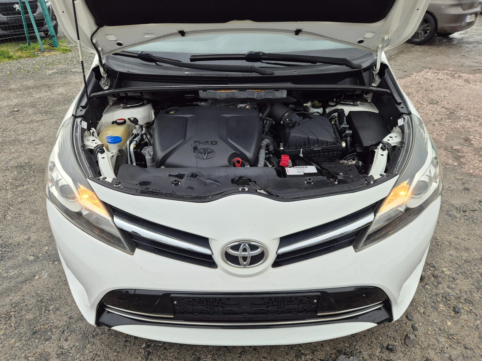 Toyota Verso 1.6d 112�� | Mobile.bg � ����������� 15