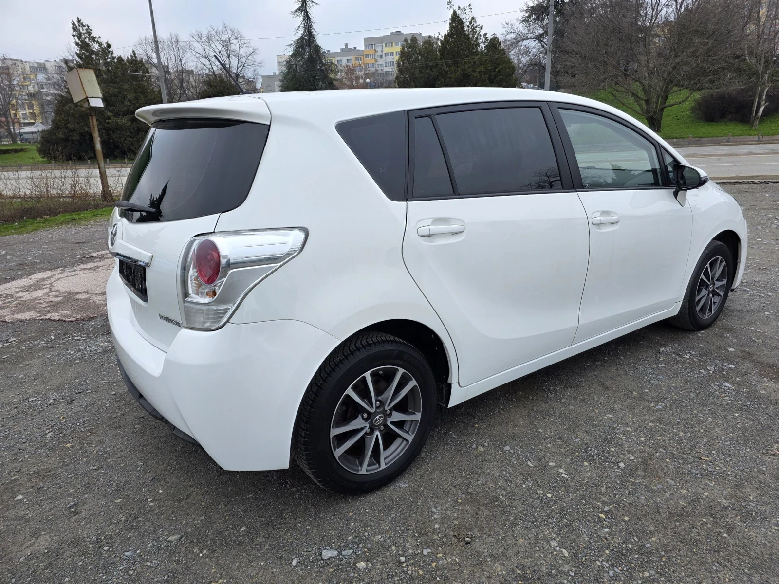 Toyota Verso 1.6 D4D 112кс - изображение 5