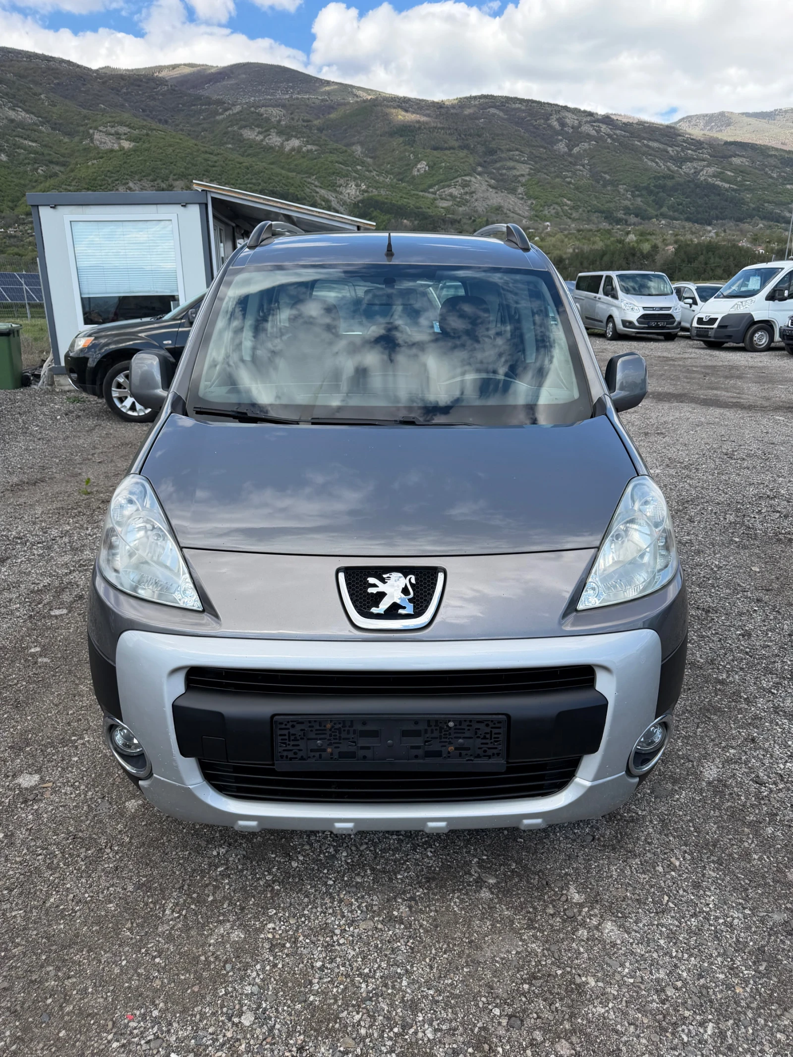 Peugeot Partner 1.6HDI, снимка 2 - Автомобили и джипове - 53407018