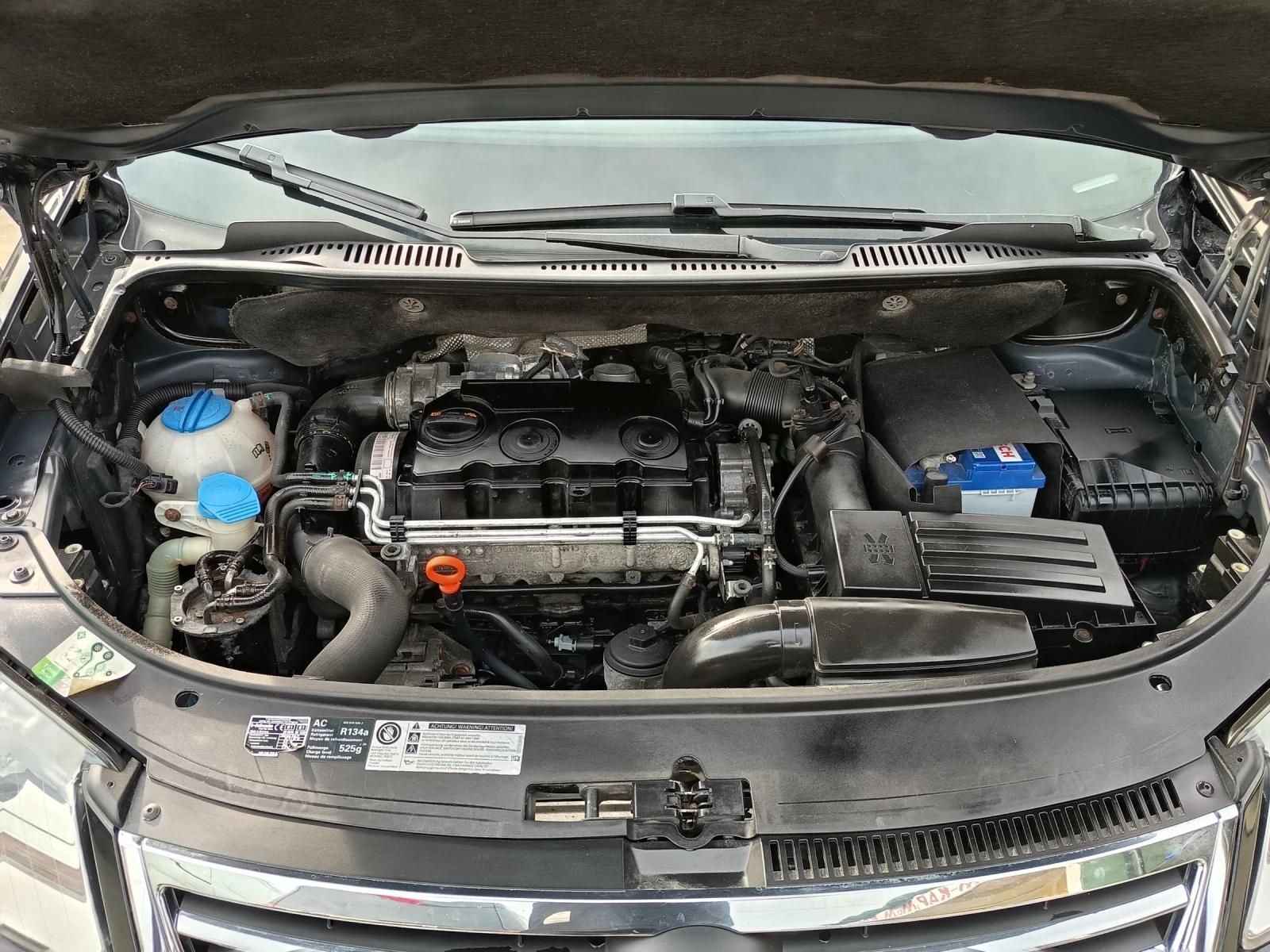 VW Touran 1.9tdi, снимка 12 - Автомобили и джипове - 53712937